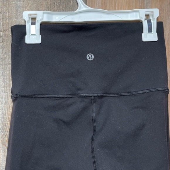 Lululemon Wunder Under Super High Rise Leggings - Picture 4 of 4